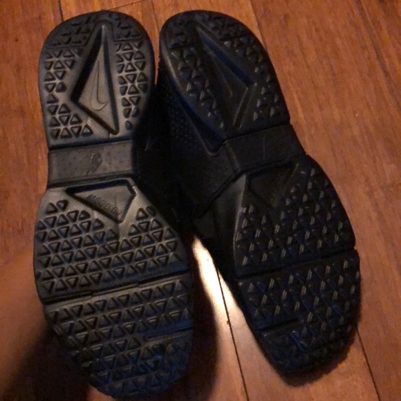 Nike Huarache extreme (GS) Size 7y - Picture 2 of 3